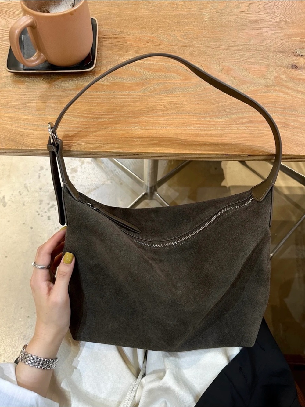 Boutique Classic Suede Shoulder Hobo Bag in Dark Green